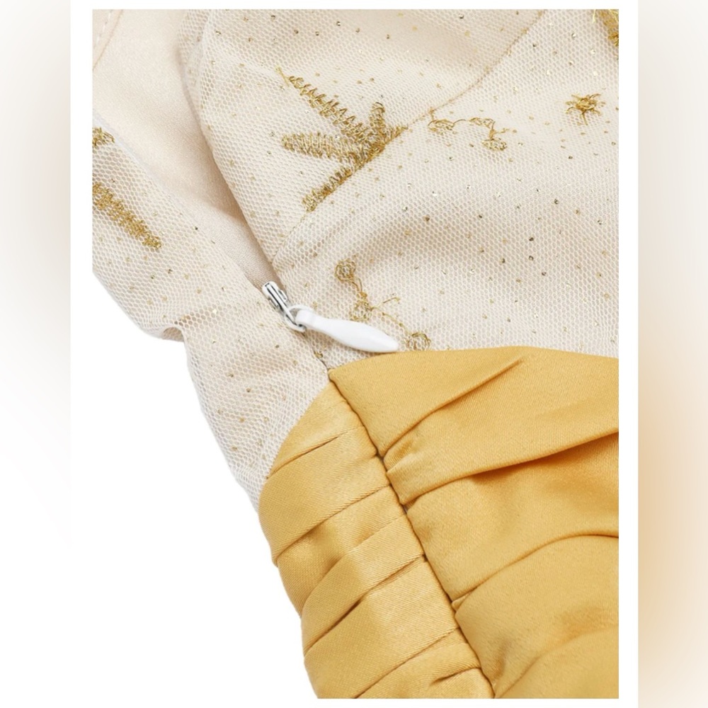 Retro-Stage Vintage ivory and gold/yellow  moon and stars dress - Picture 4 of 12